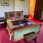 Hotel Château De Montramé