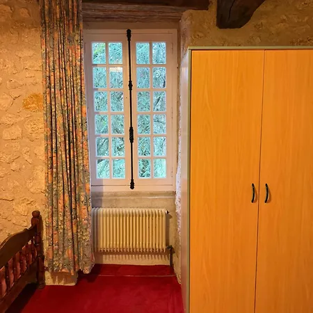 호텔 Chateau De Montrame 3*