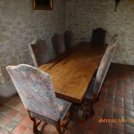 Hotel Chateau De Montrame