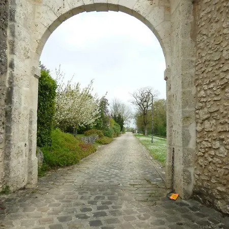 Hotel Chateau De Montrame