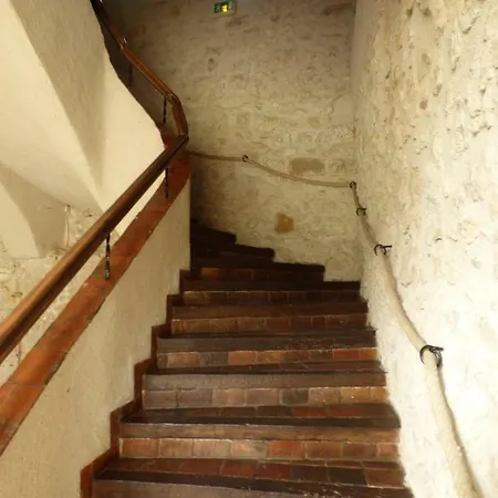 Hotel Chateau De Montrame