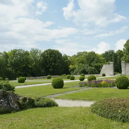 Hotell Chateau De Montrame 3*